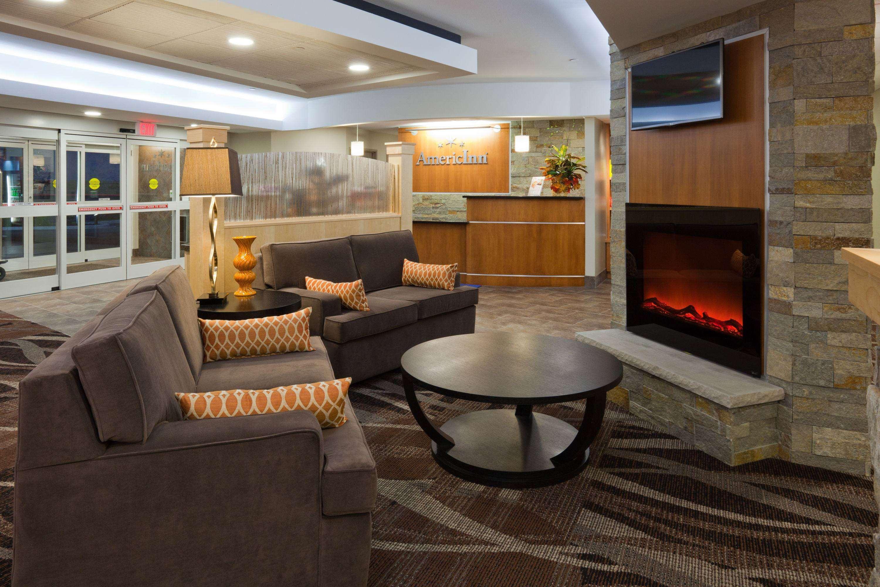 Americinn By Wyndham Waupun Екстериор снимка