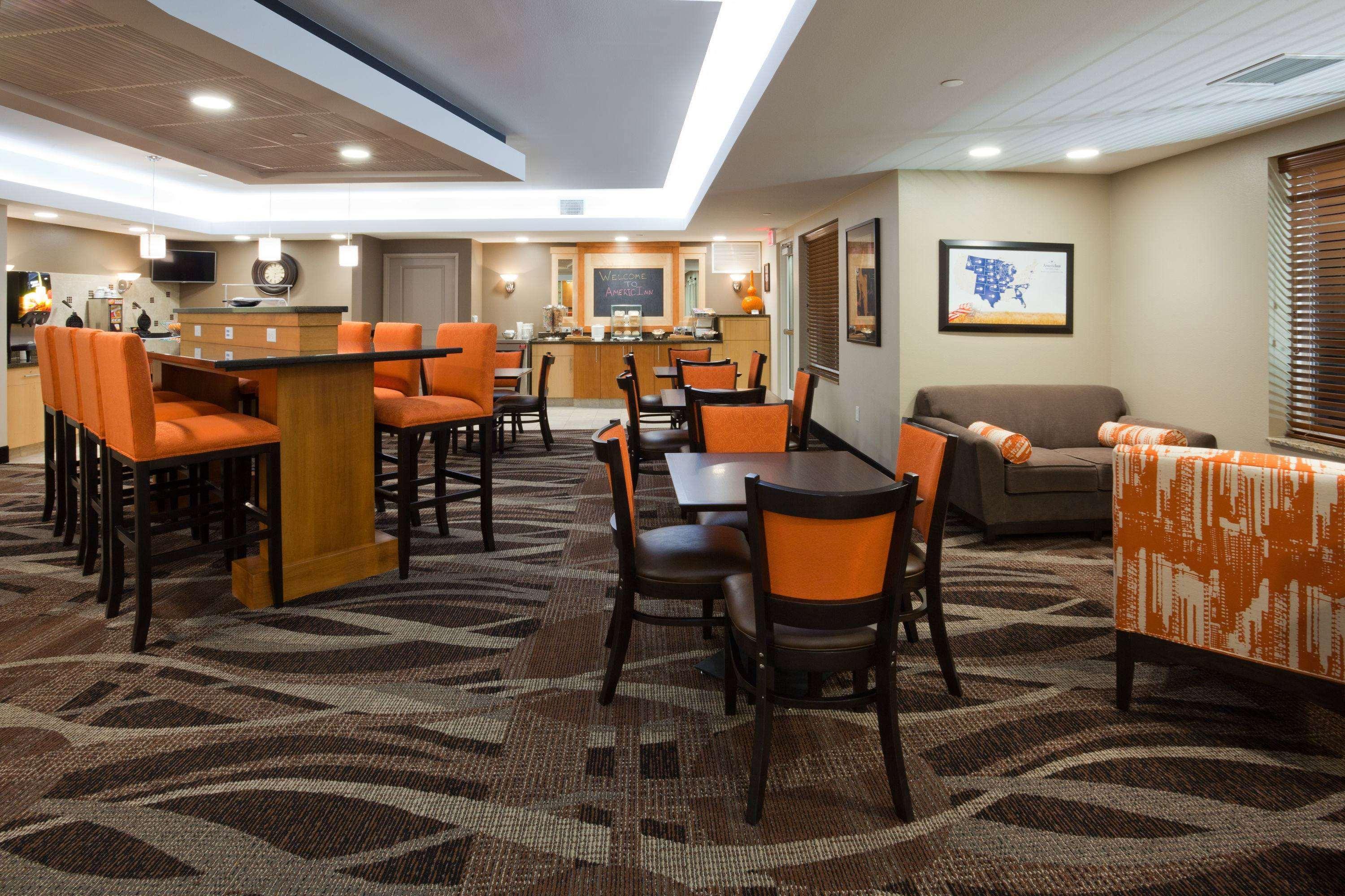 Americinn By Wyndham Waupun Екстериор снимка